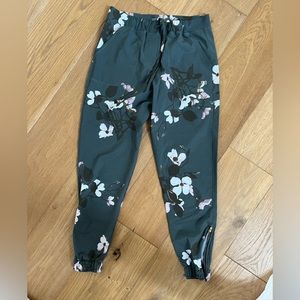 Albion fit jetsetter joggers